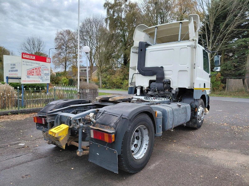 DAF CF 85.430 MANUAL ZF GEARBOX 4x2 Truckhead !! EURO 3 Engine !! - Тягач: фото 3 DAF CF 85.430 MANUAL ZF GEARBOX 4x2 Truckhead !! EURO 3 Engine !! - Тягач: фото 3