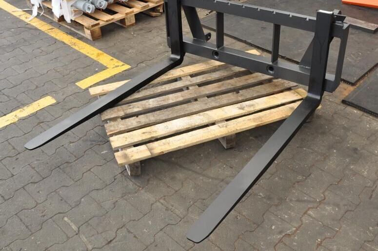 METAL-TECHNIK Paleciak / Frame with pallet forks - Вилы для Грузовиков: фото 2 METAL-TECHNIK Paleciak / Frame with pallet forks - Вилы для Грузовиков: фото 2