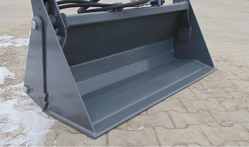 Metal-Technik 4 in 1 Schaufel / Łycha 4 w 1 / Cucharón 4 en 1 - Ковш для погрузчика: фото 4 Metal-Technik 4 in 1 Schaufel / Łycha 4 w 1 / Cucharón 4 en 1 - Ковш для погрузчика: фото 4