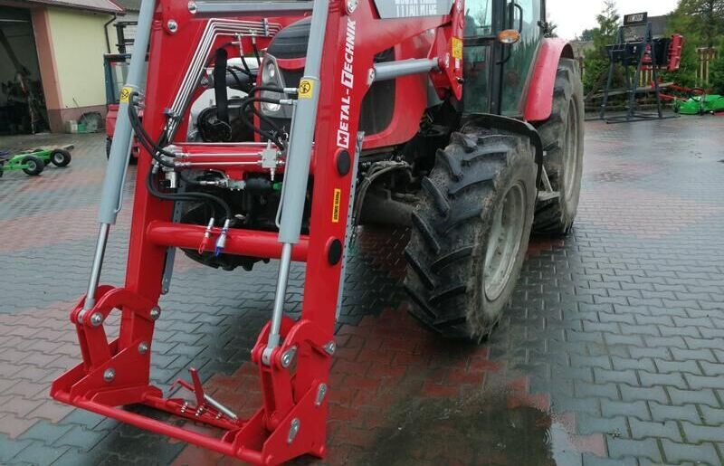 Metal-Technik MASSEY FERGUSON 3080 - Фронтальный погрузчик для трактора: фото 2 Metal-Technik MASSEY FERGUSON 3080 - Фронтальный погрузчик для трактора: фото 2