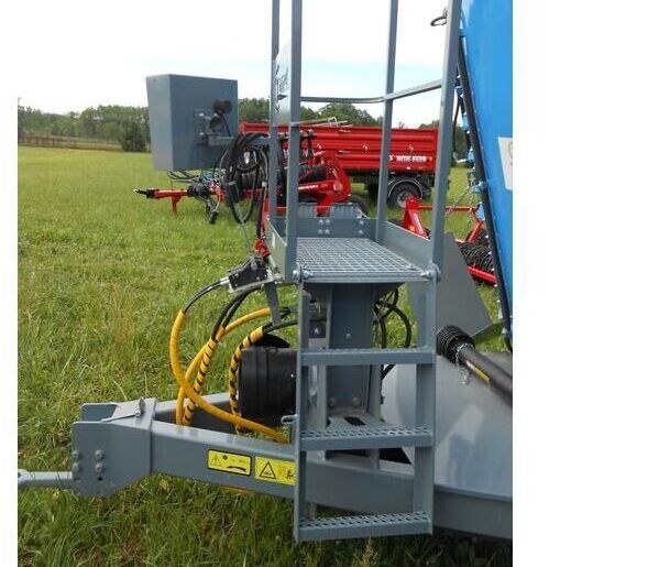 ZAMET Wóz paszowy FIDER 11 m3 - Кормораздатчик: фото 4 ZAMET Wóz paszowy FIDER 11 m3 - Кормораздатчик: фото 4