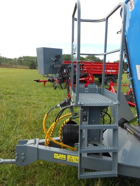 Zamet FIDER 12m3 - Кормораздатчик: фото 2 Zamet FIDER 12m3 - Кормораздатчик: фото 2