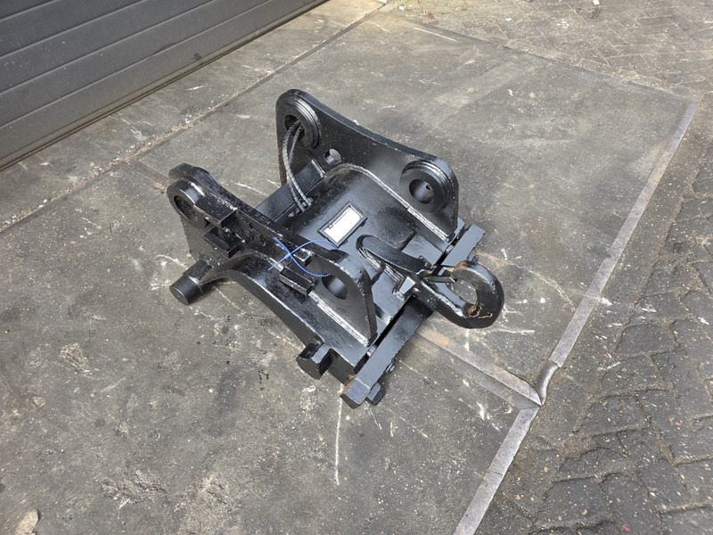 Snelwissel cw45 coupler verachtert coupler cw45 verachtert - Сцепное устройство для Строительной техники: фото 3 Snelwissel cw45 coupler verachtert coupler cw45 verachtert - Сцепное устройство для Строительной техники: фото 3