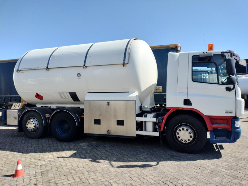 DAF FAN CF75. 6x2 -24030 Liter Gas tank truck ID 2.166 Rootselaar, flowmeter, pump, sunroof on tank - Грузовик-цистерна: фото 2 DAF FAN CF75. 6x2 -24030 Liter Gas tank truck ID 2.166 Rootselaar, flowmeter, pump, sunroof on tank - Грузовик-цистерна: фото 2