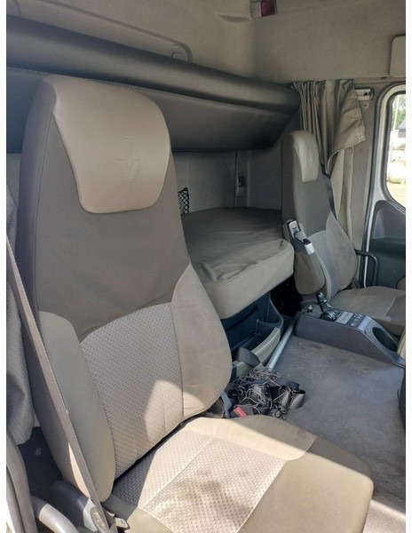 Renault Premium 460.19T 24G ID 7.28 в лизинг Renault Premium 460.19T 24G ID 7.28: фото 11 Renault Premium 460.19T 24G ID 7.28 в лизинг Renault Premium 460.19T 24G ID 7.28: фото 11