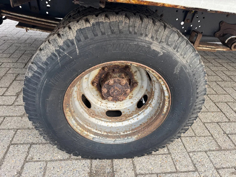 Mercedes-Benz **611D-FRENCH ORIGIN** - Тентованный грузовик: фото 4 Mercedes-Benz **611D-FRENCH ORIGIN** - Тентованный грузовик: фото 4