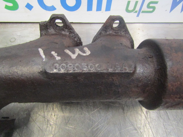 CUMMINS M11 EXHAUST MAINFOLD 3 PIECE P/NO 3090502/4003994 - Двигатель и запчасти для Грузовиков: фото 2 CUMMINS M11 EXHAUST MAINFOLD 3 PIECE P/NO 3090502/4003994 - Двигатель и запчасти для Грузовиков: фото 2