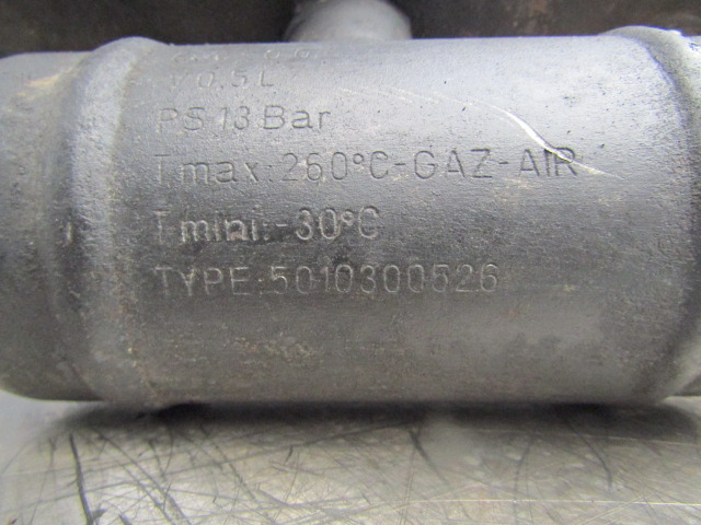 RENAULT PREMIUM COMPRESSOR PIPE & CHAMBER TYPE 5010300526 - Двигатель и запчасти для Грузовиков: фото 2 RENAULT PREMIUM COMPRESSOR PIPE & CHAMBER TYPE 5010300526 - Двигатель и запчасти для Грузовиков: фото 2