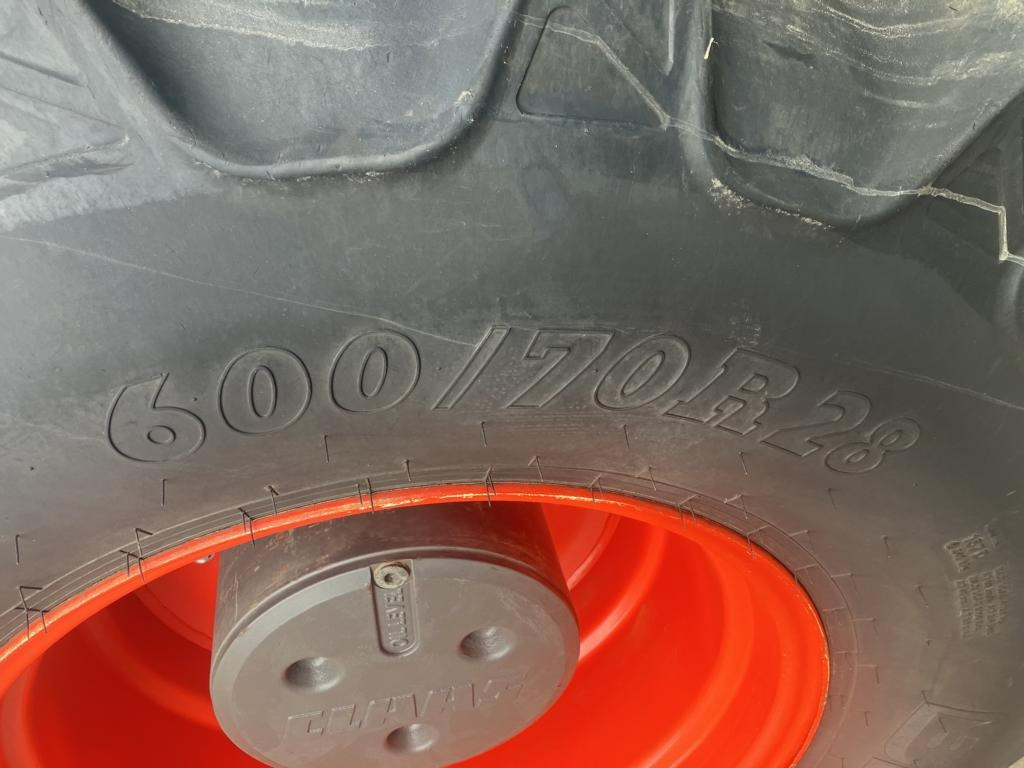 CLAAS AXION 830 CMATIC - Трактор: фото 5 CLAAS AXION 830 CMATIC - Трактор: фото 5