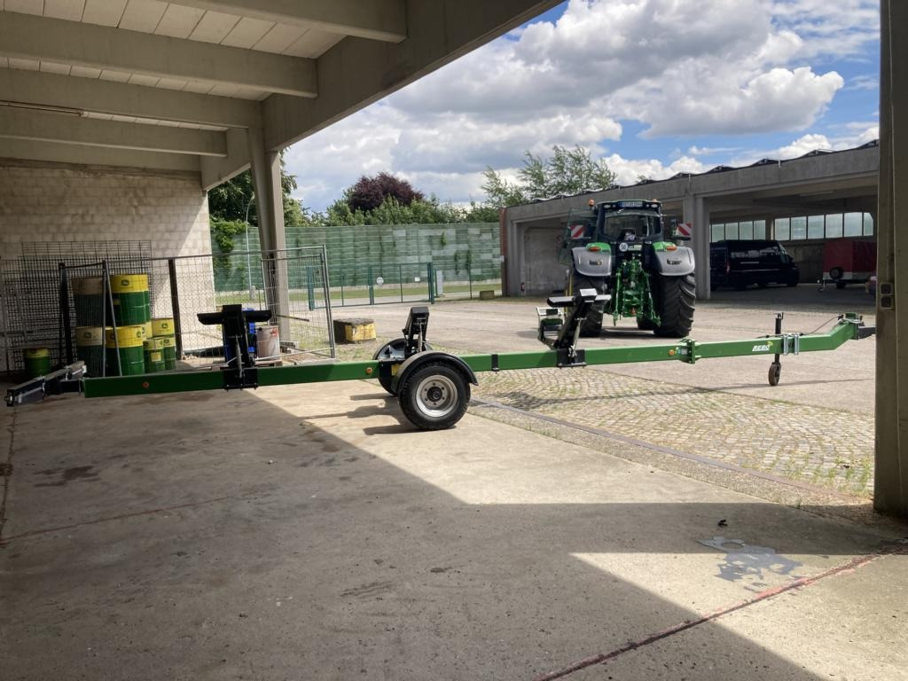 H B SCHNEIDWERKSWAGEN - Зерноуборочный комбайн: фото 4 H B SCHNEIDWERKSWAGEN - Зерноуборочный комбайн: фото 4