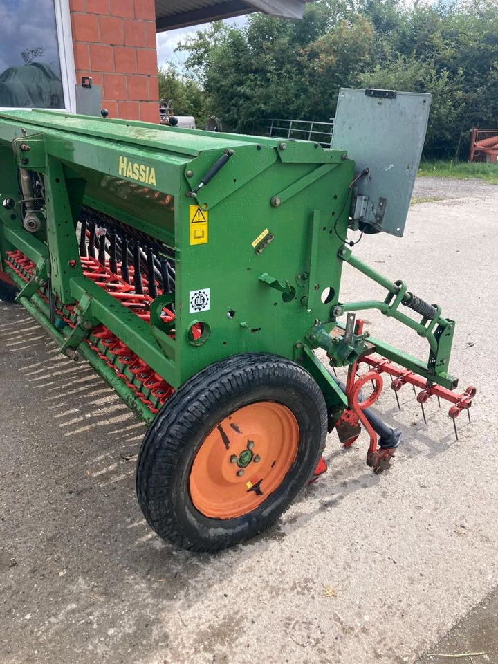 Hassia Euro 300/29 - Техника для обработки почвы: фото 4 Hassia Euro 300/29 - Техника для обработки почвы: фото 4
