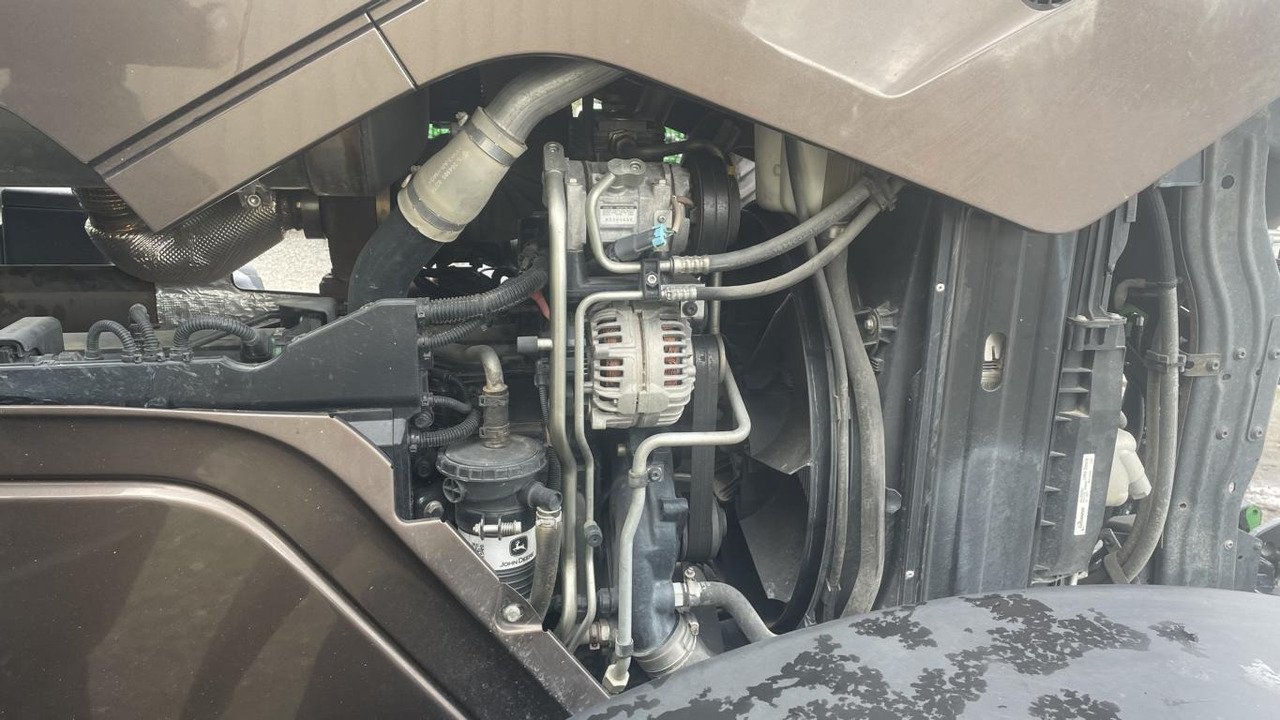 Трактор John Deere 6195R: фото 20 Трактор John Deere 6195R: фото 20