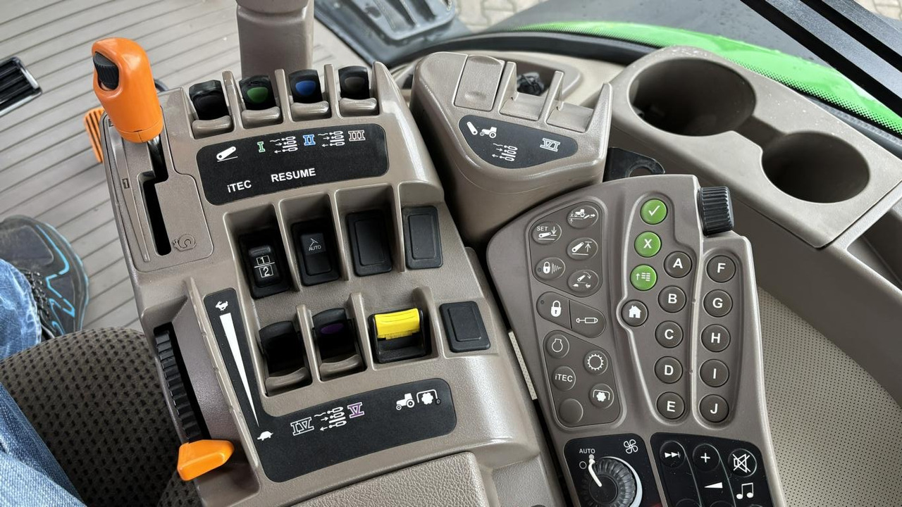 John Deere 8285R ALLRADTRAKTOR - Трактор: фото 3 John Deere 8285R ALLRADTRAKTOR - Трактор: фото 3