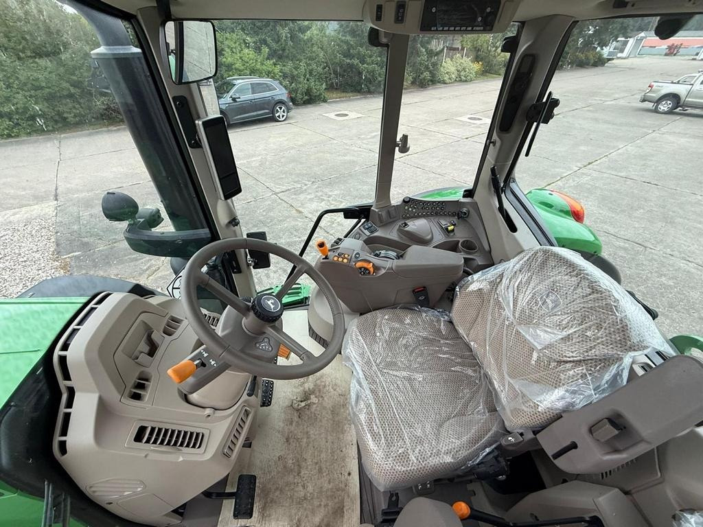 John Deere TRAKTOR 6195M MIT KABINE - Трактор: фото 3 John Deere TRAKTOR 6195M MIT KABINE - Трактор: фото 3