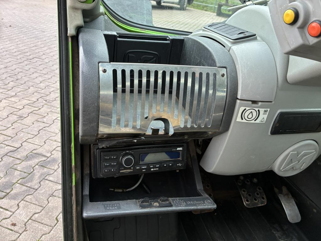 Merlo P32.6 Top 100 - Погрузчик: фото 3 Merlo P32.6 Top 100 - Погрузчик: фото 3