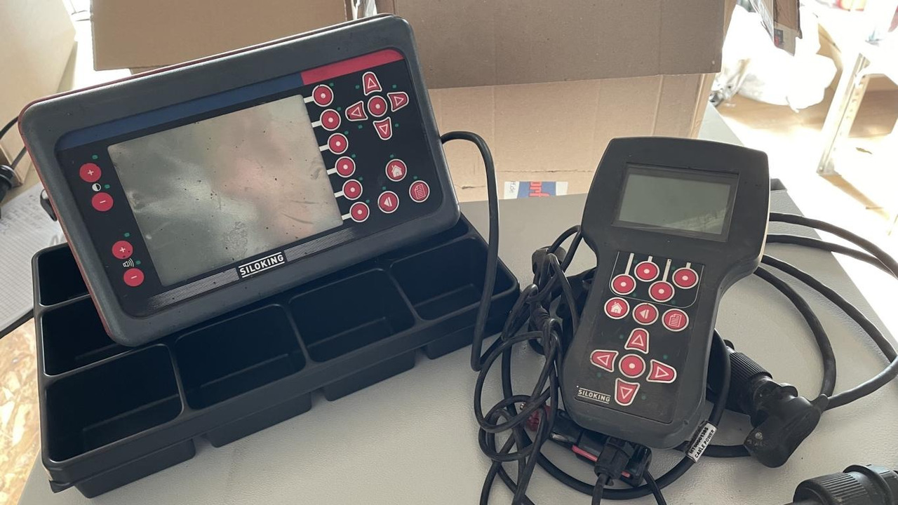 Siloking SILOKING DUO 14CBM-T - Кормораздатчик: фото 3 Siloking SILOKING DUO 14CBM-T - Кормораздатчик: фото 3