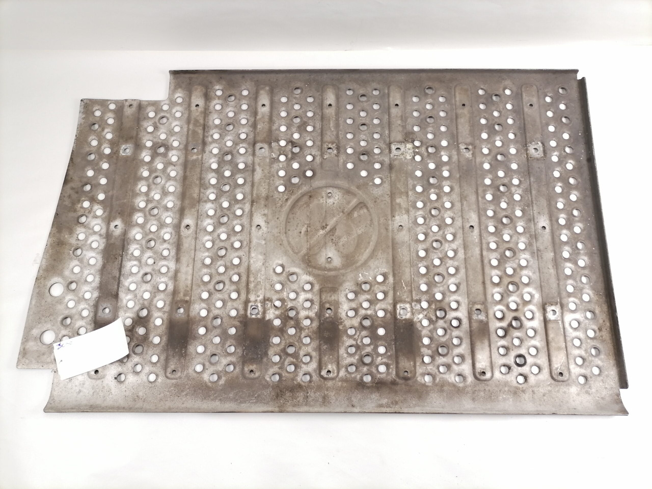 Mercedes-Benz Muffler cover A9604923930 - Глушитель для Грузовиков: фото 3 Mercedes-Benz Muffler cover A9604923930 - Глушитель для Грузовиков: фото 3