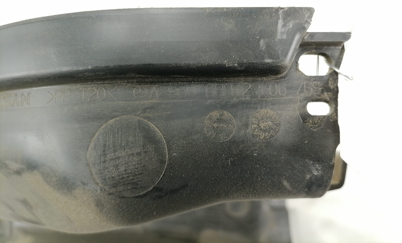 Mercedes-Benz Salongi plastik A9606882306 - Универсальная запчасть для Грузовиков: фото 5 Mercedes-Benz Salongi plastik A9606882306 - Универсальная запчасть для Грузовиков: фото 5