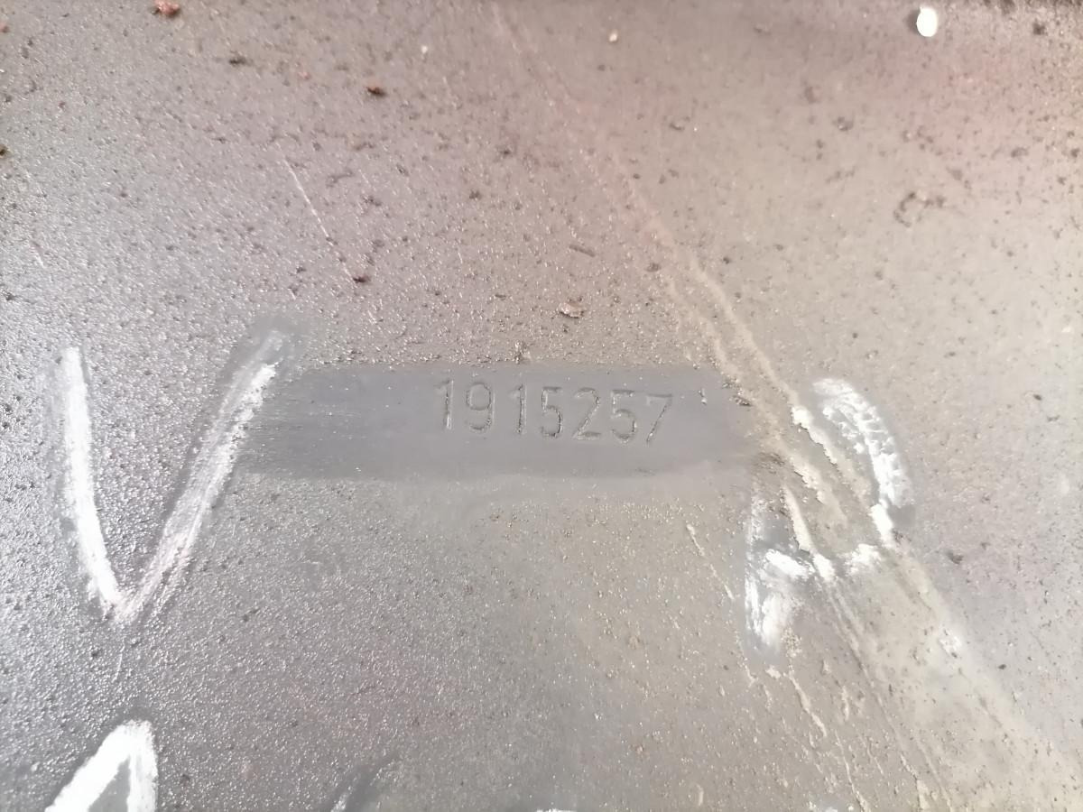 Scania Bumper bracket 1915257 - Бампер для Грузовиков: фото 3 Scania Bumper bracket 1915257 - Бампер для Грузовиков: фото 3