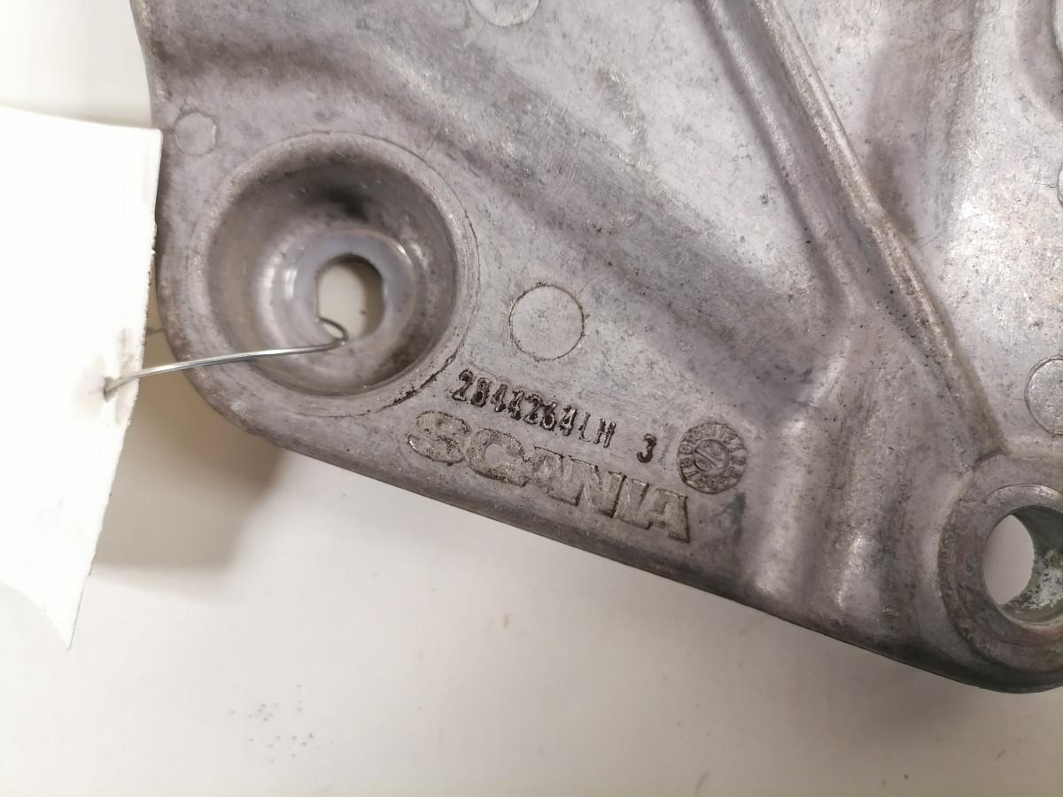 Scania Iluvõre kandurhing 2844264 - Решётка радиатора для Грузовиков: фото 3 Scania Iluvõre kandurhing 2844264 - Решётка радиатора для Грузовиков: фото 3