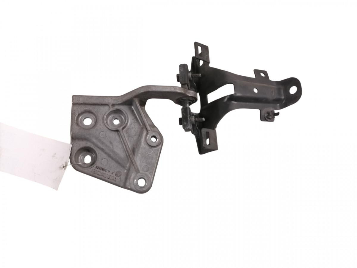 Scania Iluvõre kandurhing 2844264 - Решётка радиатора для Грузовиков: фото 1 Scania Iluvõre kandurhing 2844264 - Решётка радиатора для Грузовиков: фото 1