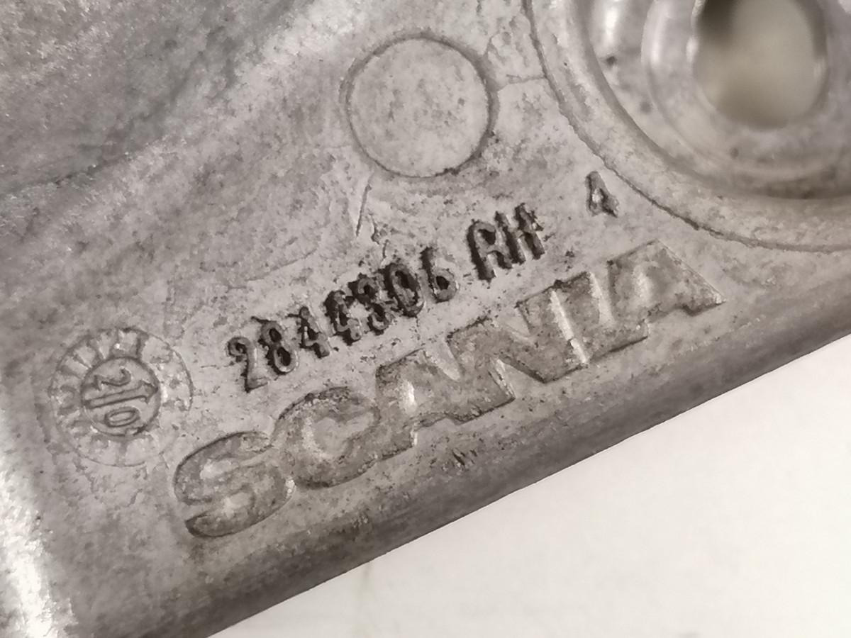 Scania Iluvõre kandurhing 2844306 - Решётка радиатора для Грузовиков: фото 3 Scania Iluvõre kandurhing 2844306 - Решётка радиатора для Грузовиков: фото 3