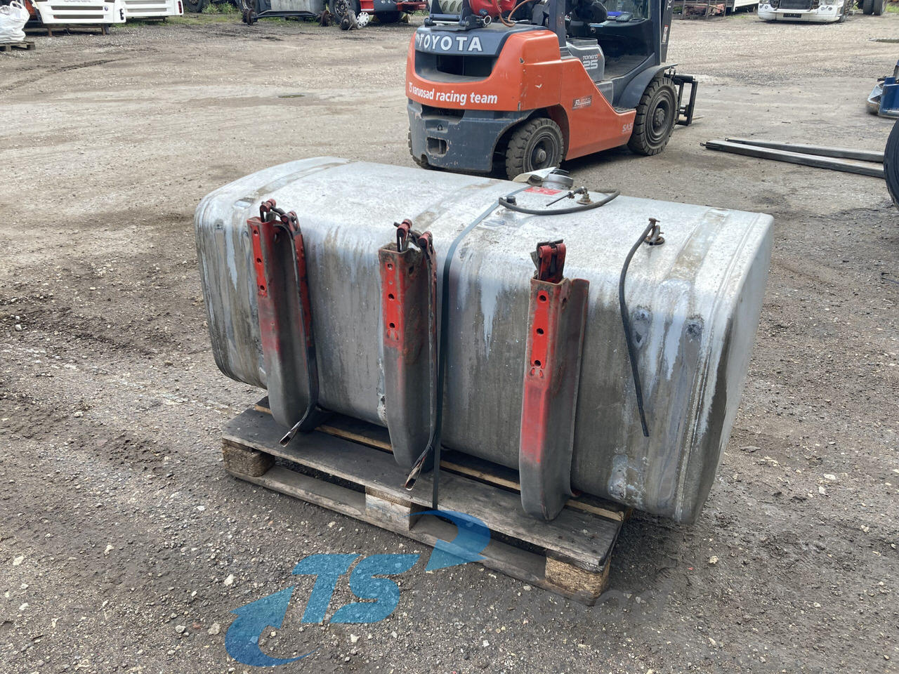 Scania Kütusepaak 600L 1517308 - Топливный бак для Грузовиков: фото 3 Scania Kütusepaak 600L 1517308 - Топливный бак для Грузовиков: фото 3