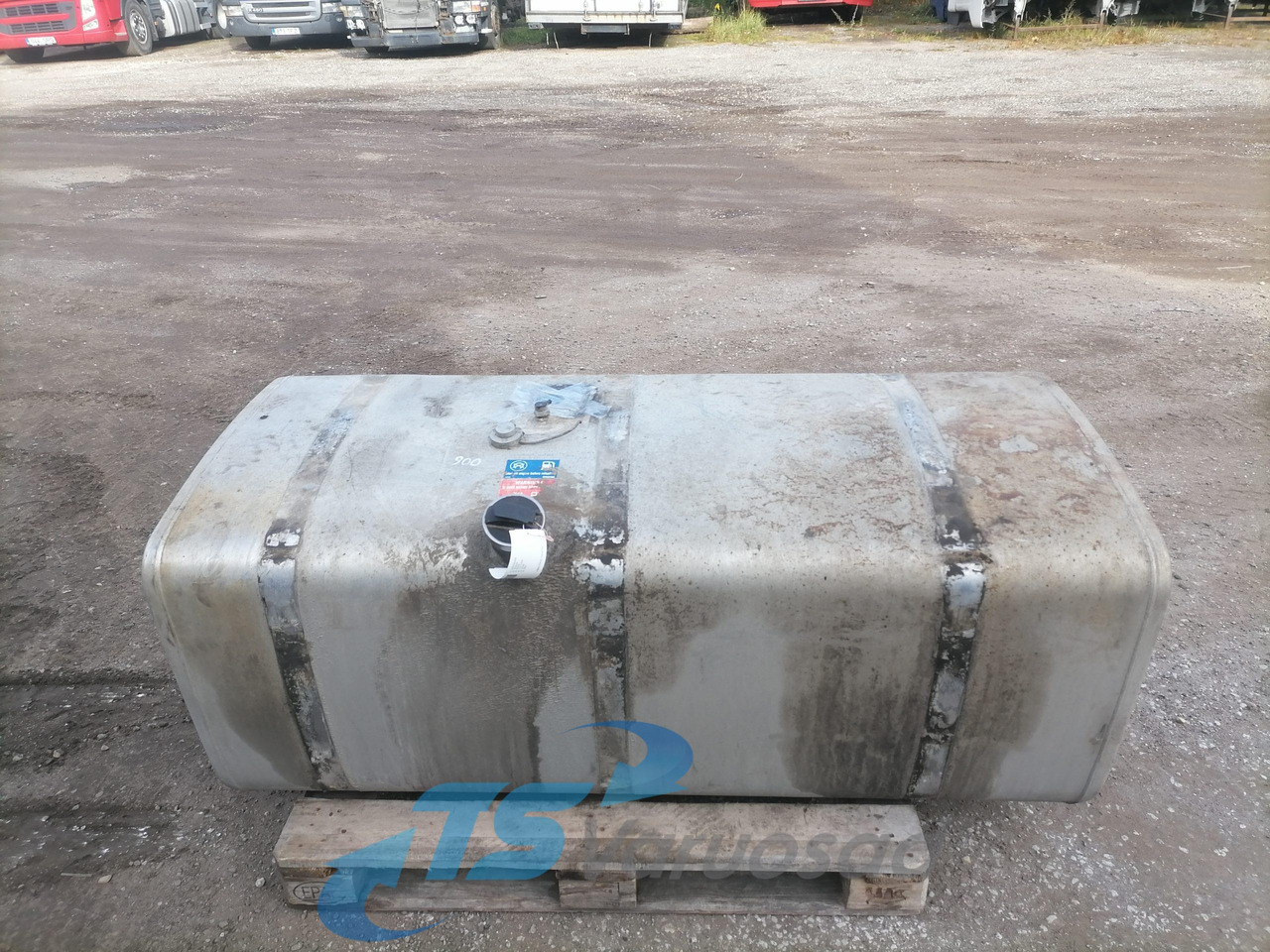 Scania Kütusepaak 700L 1517309 - Топливный бак для Грузовиков: фото 1 Scania Kütusepaak 700L 1517309 - Топливный бак для Грузовиков: фото 1