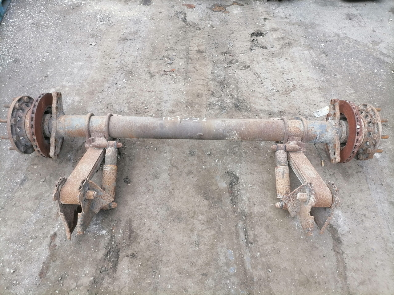 Schmitz Axel housing 945960374900 - Ось и запчасти для Грузовиков: фото 2 Schmitz Axel housing 945960374900 - Ось и запчасти для Грузовиков: фото 2