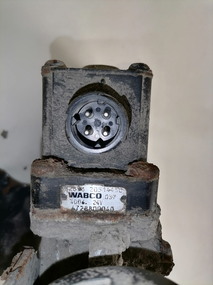 Volvo Air suspension control valve, ECAS 20514450 - Тормозной клапан для Грузовиков: фото 2 Volvo Air suspension control valve, ECAS 20514450 - Тормозной клапан для Грузовиков: фото 2