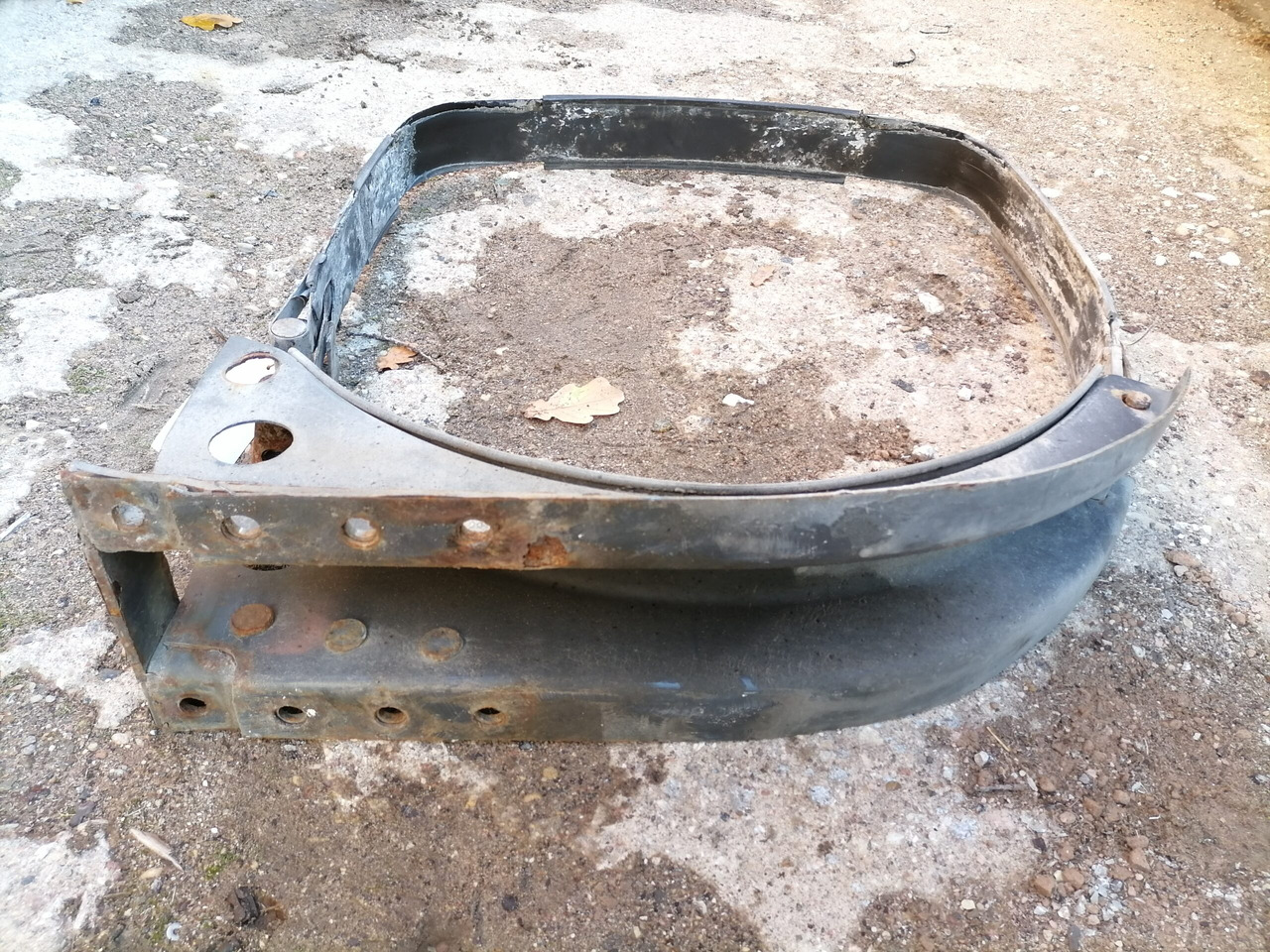 Volvo Kütusepaagi kandur, Volvo 20721537 - Топливный бак для Грузовиков: фото 4 Volvo Kütusepaagi kandur, Volvo 20721537 - Топливный бак для Грузовиков: фото 4