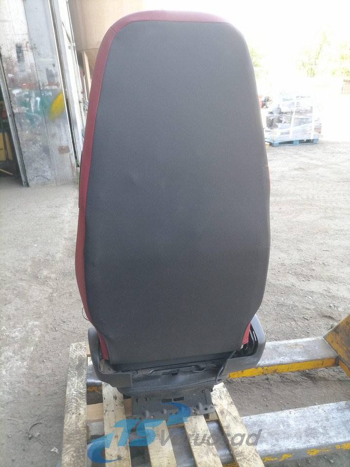 Volvo Passenger seat 82201647 - Сиденье для Грузовиков: фото 2 Volvo Passenger seat 82201647 - Сиденье для Грузовиков: фото 2