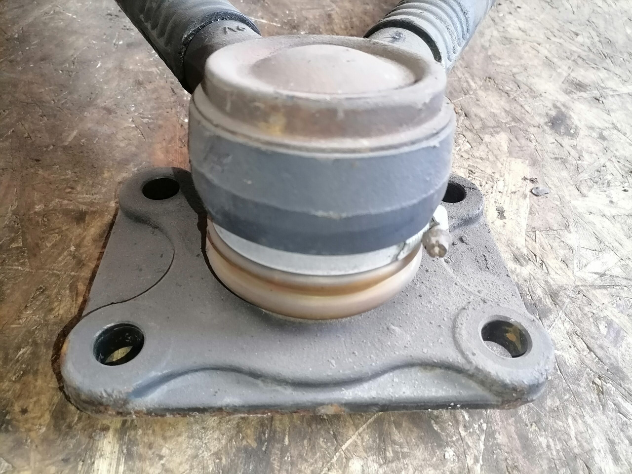 Volvo V- rod 20703338 - Ось и запчасти для Грузовиков: фото 5 Volvo V- rod 20703338 - Ось и запчасти для Грузовиков: фото 5