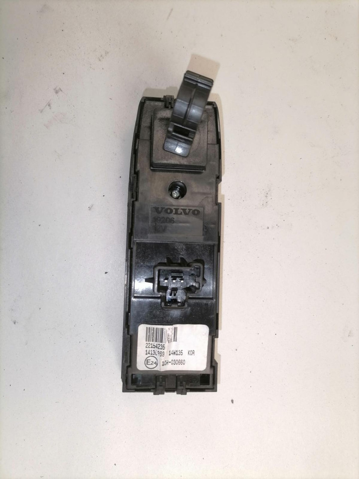 Volvo Volvo lüliti, aknatõstuk 22154235 - Кабина для Грузовиков: фото 3 Volvo Volvo lüliti, aknatõstuk 22154235 - Кабина для Грузовиков: фото 3