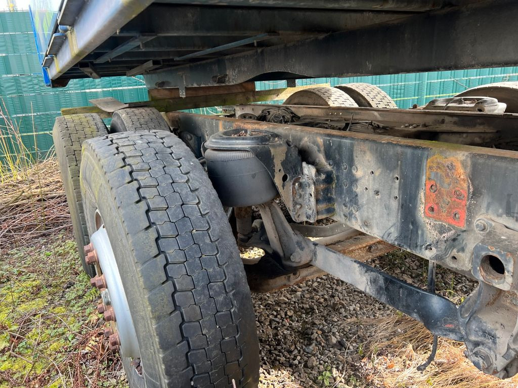 MAN 26.293 6X2 Motor & Getriebe gut MAN 26.293 6X2 Motor & Getriebe gut - Грузовик-шасси: фото 3 MAN 26.293 6X2 Motor & Getriebe gut MAN 26.293 6X2 Motor & Getriebe gut - Грузовик-шасси: фото 3