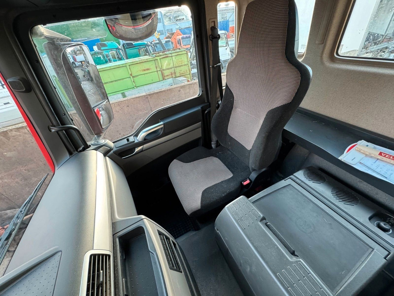 MAN 35.470 8X4 Kipperfahrgestell Reifen 12 X NEU Top - Самосвал: фото 5 MAN 35.470 8X4 Kipperfahrgestell Reifen 12 X NEU Top - Самосвал: фото 5