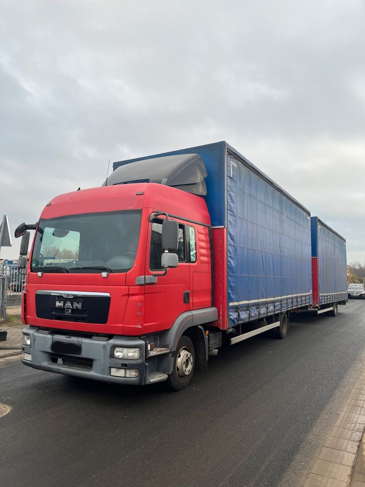 MAN 8.220 4X2 Pritschenwagen - Тентованный грузовик: фото 1 MAN 8.220 4X2 Pritschenwagen - Тентованный грузовик: фото 1