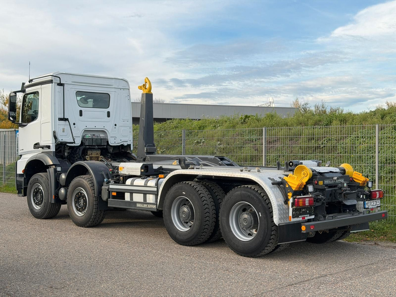 Mercedes-Benz 3748 8x4 Meiller RK30.65 | Funk | hydr.Container - Крюковой мультилифт: фото 3 Mercedes-Benz 3748 8x4 Meiller RK30.65 | Funk | hydr.Container - Крюковой мультилифт: фото 3