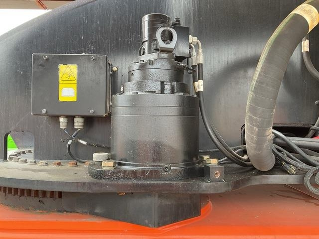 JLG 1350SJP - Коленчатый подъемник: фото 2 JLG 1350SJP - Коленчатый подъемник: фото 2