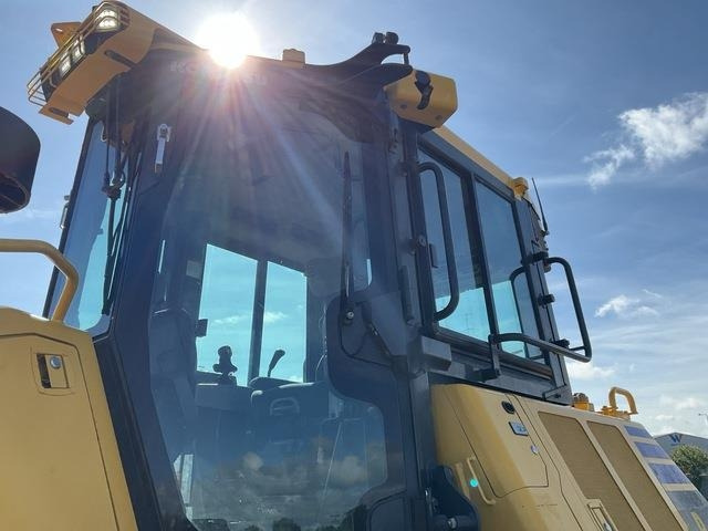 Бульдозер Komatsu D61PX-24: фото 12 Бульдозер Komatsu D61PX-24: фото 12