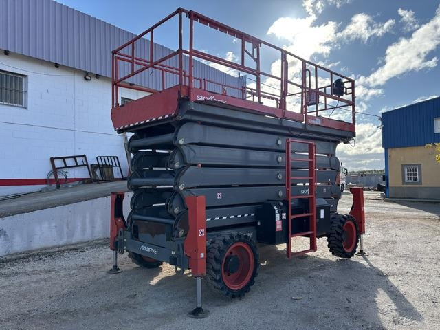 SkyJack SJ9664RT - Ножничный подъемник: фото 2 SkyJack SJ9664RT - Ножничный подъемник: фото 2