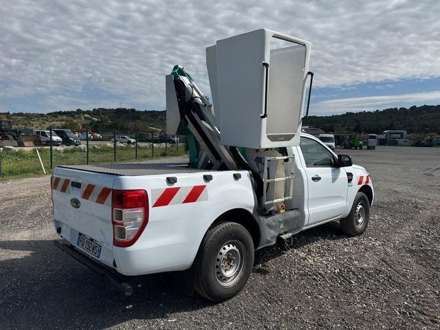 Ford Ranger - Грузовик с подъемником, Пикап: фото 3 Ford Ranger - Грузовик с подъемником, Пикап: фото 3