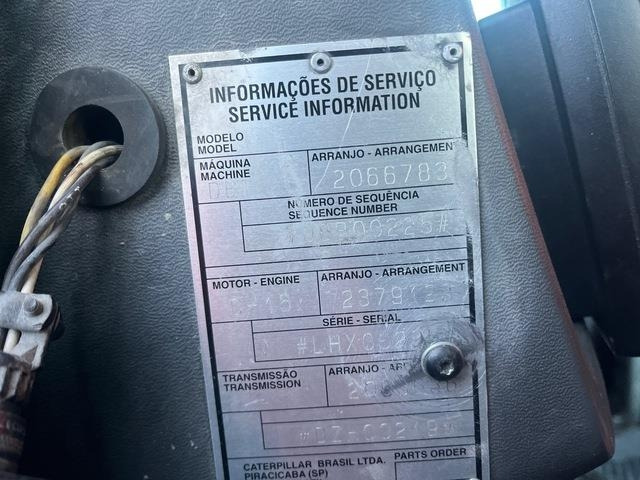 CAT D8T - Бульдозер: фото 5 CAT D8T - Бульдозер: фото 5