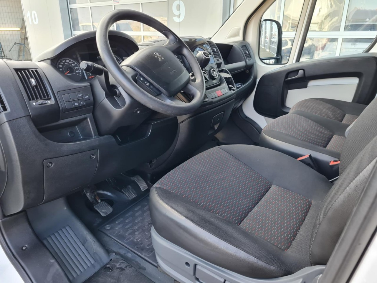 Легковой фургон, Грузопассажирский фургон Peugeot Boxer Kasten L3H2 Doka 6-Sitze AHK KLIMA PDC: фото 8