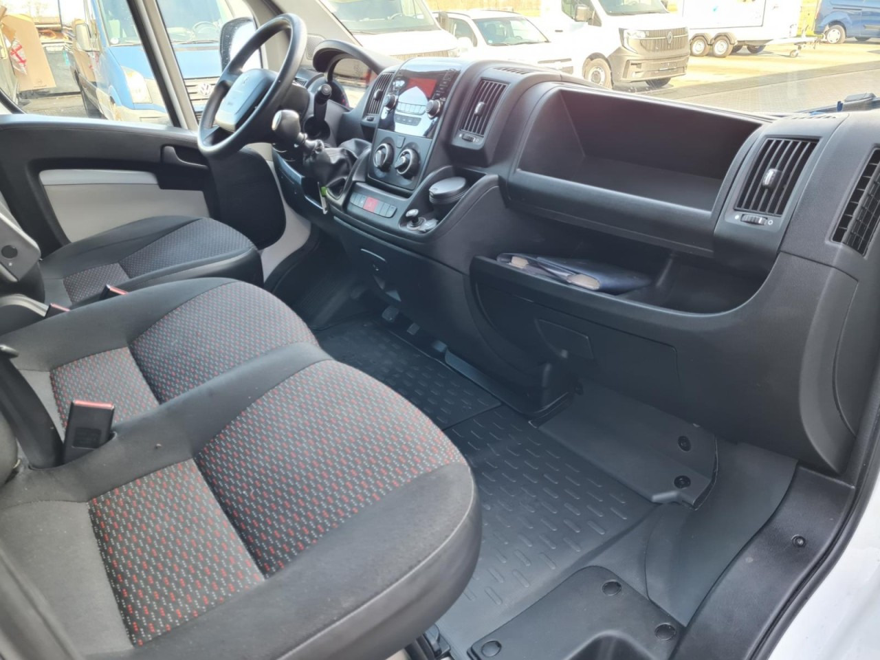 Легковой фургон, Грузопассажирский фургон Peugeot Boxer Kasten L3H2 Doka 6-Sitze AHK KLIMA PDC: фото 14