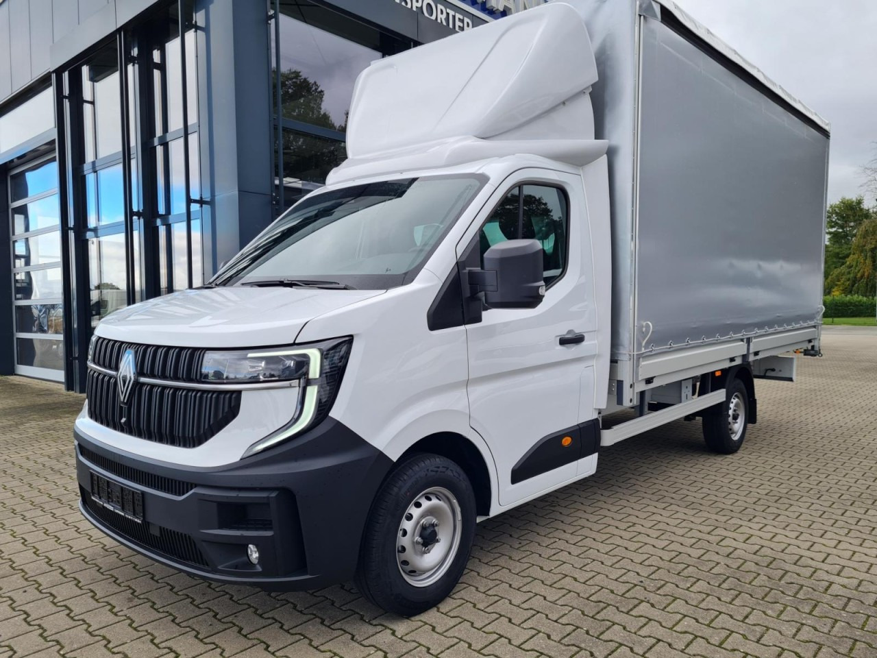 Renault Master Pritsche 2x Schiebe Plane 10 Pal. LUFTFEDERUNG - Тентованный фургон: фото 2 Renault Master Pritsche 2x Schiebe Plane 10 Pal. LUFTFEDERUNG - Тентованный фургон: фото 2