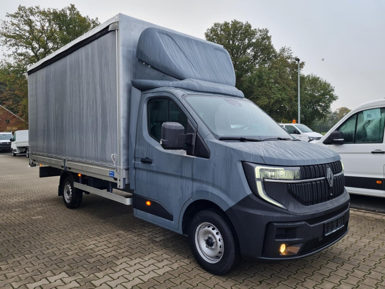 Renault Master Pritsche Schiebe Plane 10 Pal. LUFTFEDERUNG - Тентованный фургон: фото 4 Renault Master Pritsche Schiebe Plane 10 Pal. LUFTFEDERUNG - Тентованный фургон: фото 4