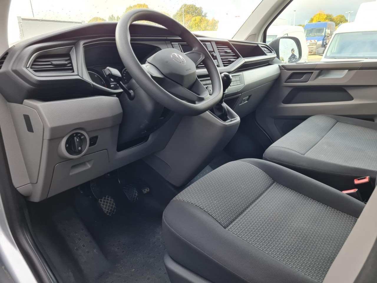 Микроавтобус, Пассажирский фургон VW Volkswagen T6.1 Caravelle TDI lang 9 Sitzer 2 Schiebetüren Trendl.: фото 9 Микроавтобус, Пассажирский фургон VW Volkswagen T6.1 Caravelle TDI lang 9 Sitzer 2 Schiebetüren Trendl.: фото 9