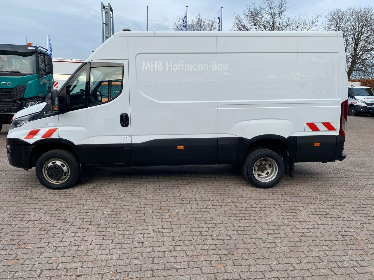 Iveco Daily 50C18HA8V 3520L *AHK* KLIMA*Sitzheizung... - Цельнометаллический фургон: фото 3 Iveco Daily 50C18HA8V 3520L *AHK* KLIMA*Sitzheizung... - Цельнометаллический фургон: фото 3