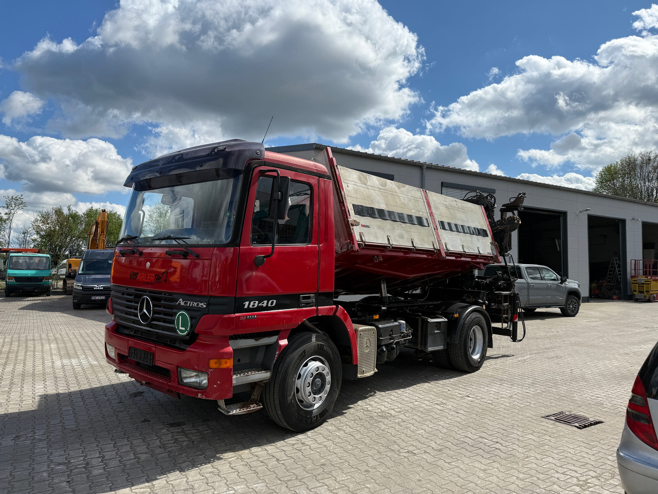 Грузовик бортовой/ Платформа, Автоманипулятор Mercedes-Benz 1840 Actros 2-Seiten-Kipper mit Kran Hiab 125-3 mit Funk: фото 8